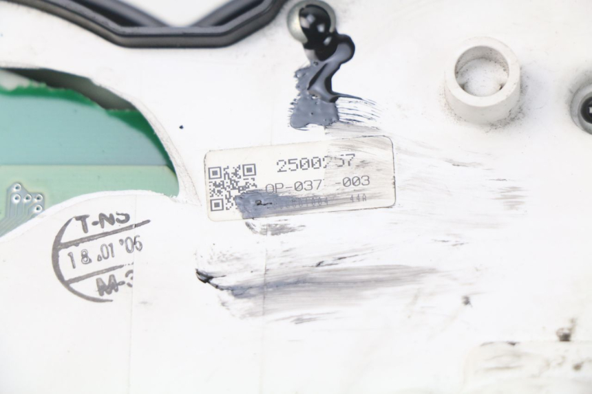 photo de TACHOMETER  TRIUMPH SPRINT ST ABS 1050 (2005 - 2007)