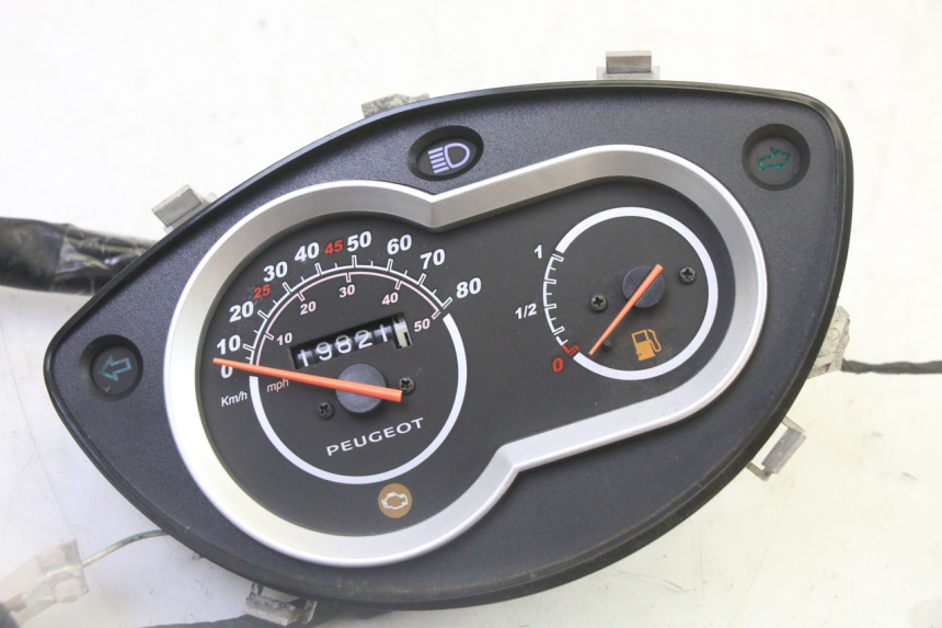 photo de TACHOMETER PEUGEOT TWEET 4T 50 (2018 - 2020)
