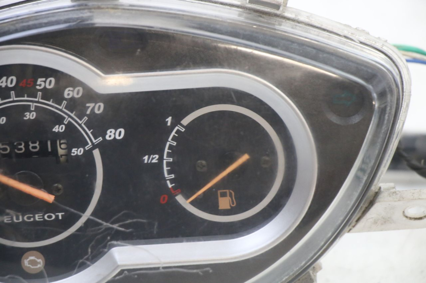 photo de TACHOMETER  PEUGEOT TWEET PRO CARGO 50 (2018 - 2020) - Technische Nahaufnahme