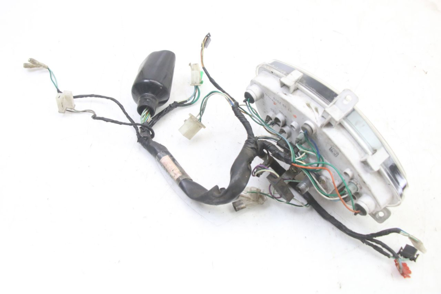 photo de TACHOMETER  PEUGEOT TWEET PRO CARGO 50 (2018 - 2020) - Details der Befestigungspunkte