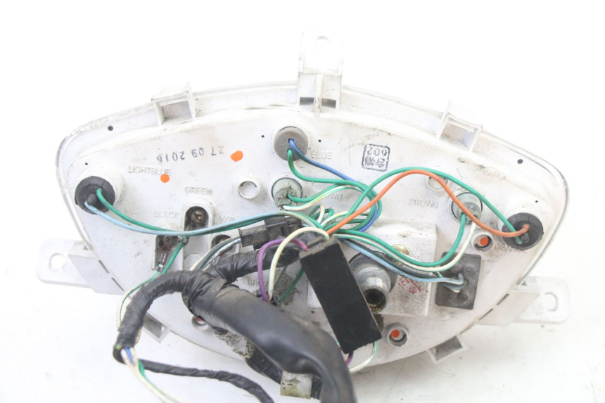 photo de TACHOMETER  PEUGEOT TWEET PRO CARGO 50 (2018 - 2020) - Oberflächenzustand und Material