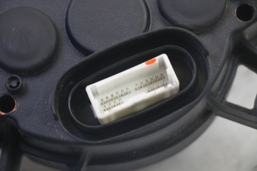 photo de TACHOMETER  YAMAHA TZR 50 (2008 - 2016) - Weitere Ansicht des Artikels