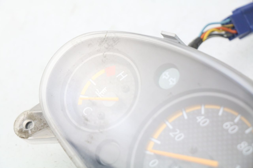 photo de TACHOMETER  SUZUKI UC EPICURO 125 (1999 - 2003)
