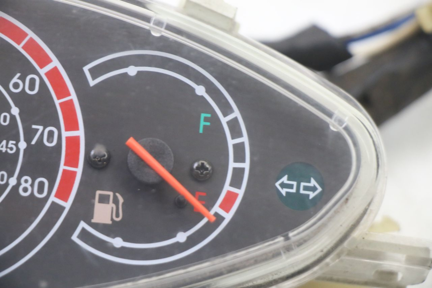 photo de TACHOMETER PEUGEOT V-CLIC VCLIC 50 (2007 - 2013)