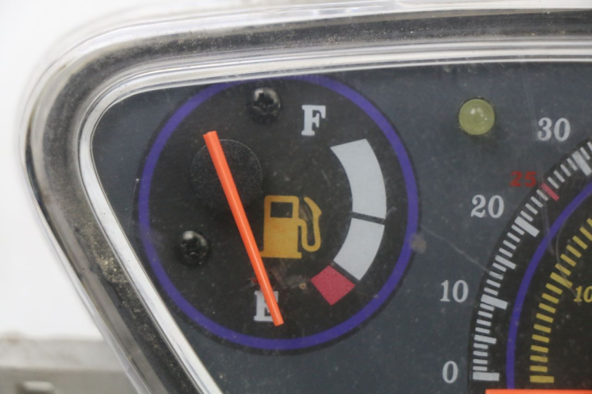 photo de Tachometer VASTRO STREET X 4T 50 (2016 - 2021)