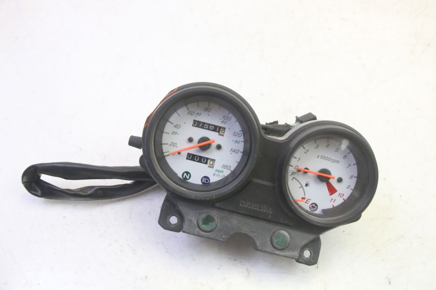 photo de TACHOMETER  DAELIM VJ ROADWIN FI 125 (2008 - 2017) - Detailansicht des Bauteils