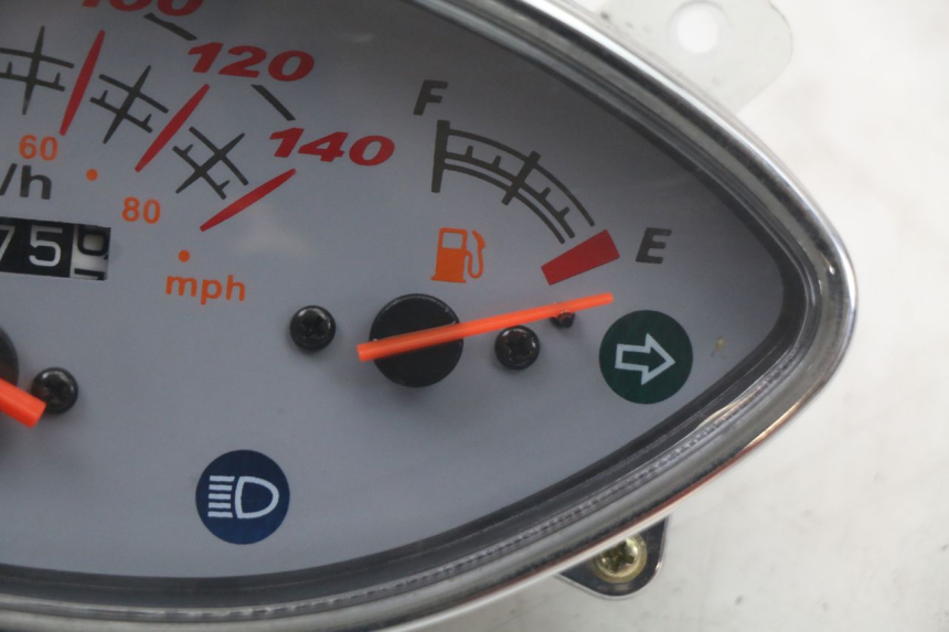 photo de TACHOMETER  JM MOTORS VX 125 (2022 - 2025) - Zoom auf Gebrauchszustand