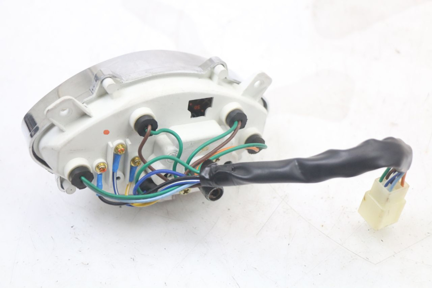 photo de TACHOMETER  JM MOTORS VX 125 (2022 - 2025) - Details der Befestigungspunkte