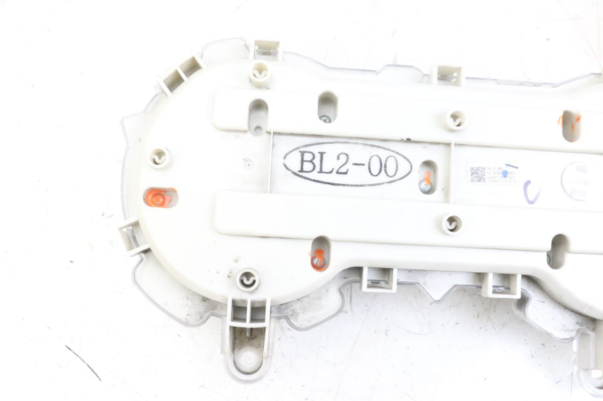 photo de TACHOMETER YAMAHA XMAX X-MAX ABS 125 (2017 - 2020) - Technische Nahaufnahme