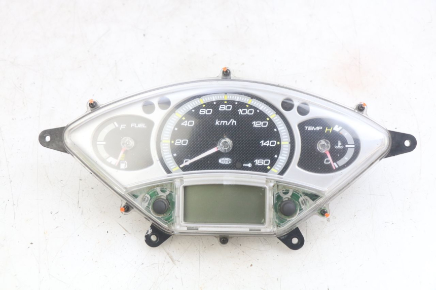 photo de TACHOMETER YAMAHA X-MAX XMAX 250 (2006 - 2009)