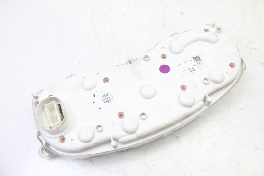 photo de TACHOMETER YAMAHA X-MAX XMAX 125 (2010 - 2014)