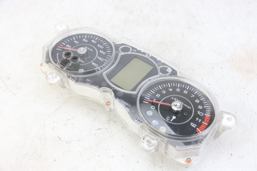 photo de TACHOMETER YAMAHA X-MAX XMAX 125 (2010 - 2014)