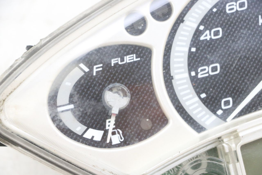 photo de TACHOMETER YAMAHA XMAX X-MAX 125 (2006 - 2009) - Alternative Perspektive