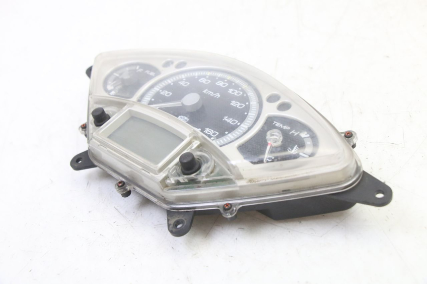photo de TACHOMETER YAMAHA XMAX X-MAX 125 (2006 - 2009)