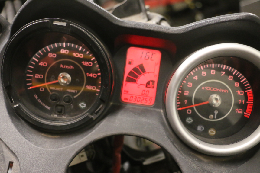 photo de TACHOMETER YAMAHA X-MAX XMAX 125 (2010 - 2014)