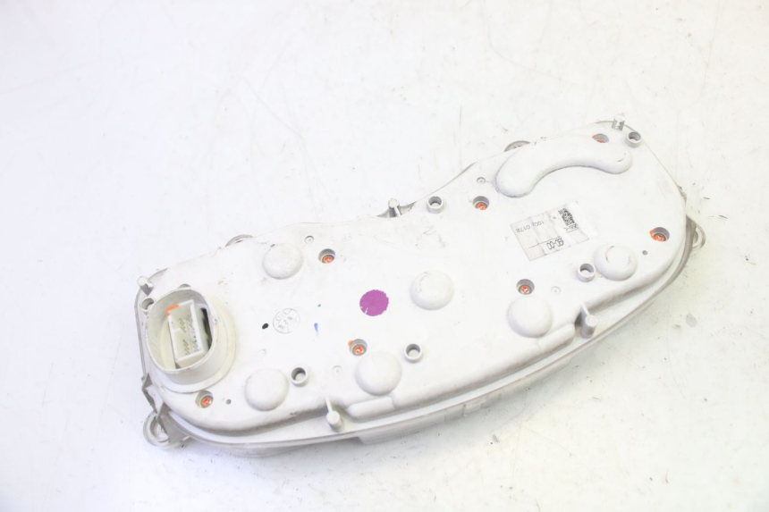 photo de TACHOMETER YAMAHA X-MAX XMAX 125 (2010 - 2014)