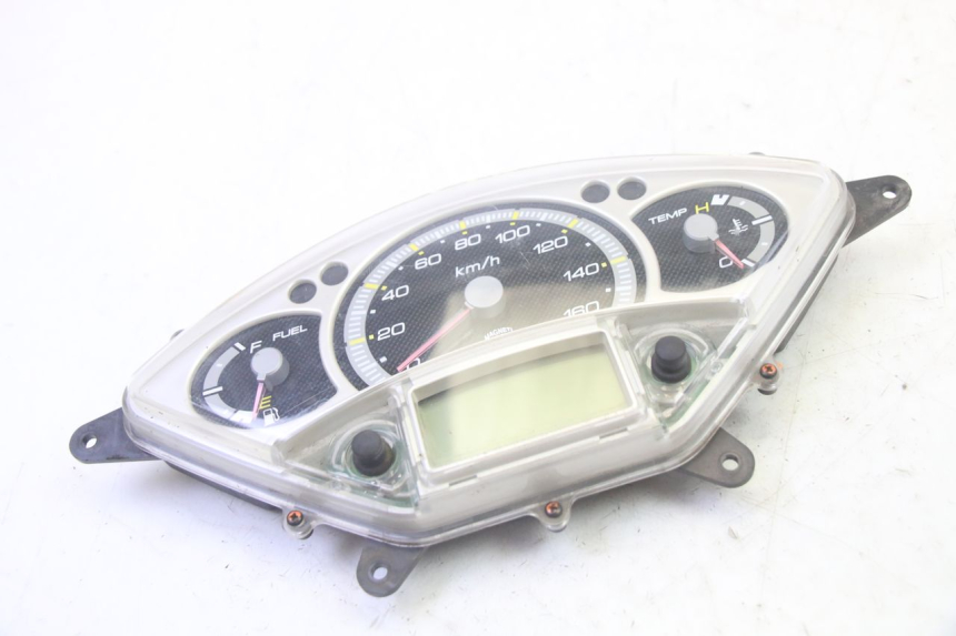 photo de TACHOMETER YAMAHA X-MAX XMAX 250 (2006 - 2009)