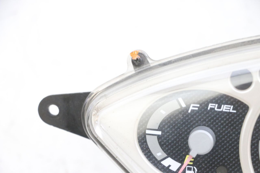 photo de TACHOMETER YAMAHA XMAX X-MAX 125 (2006 - 2009) - Hochauflösende Nahaufnahme