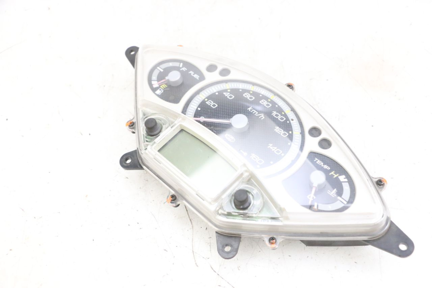 photo de TACHOMETER YAMAHA XMAX X-MAX 125 (2006 - 2009) - Geprüftes Gebrauchtteil