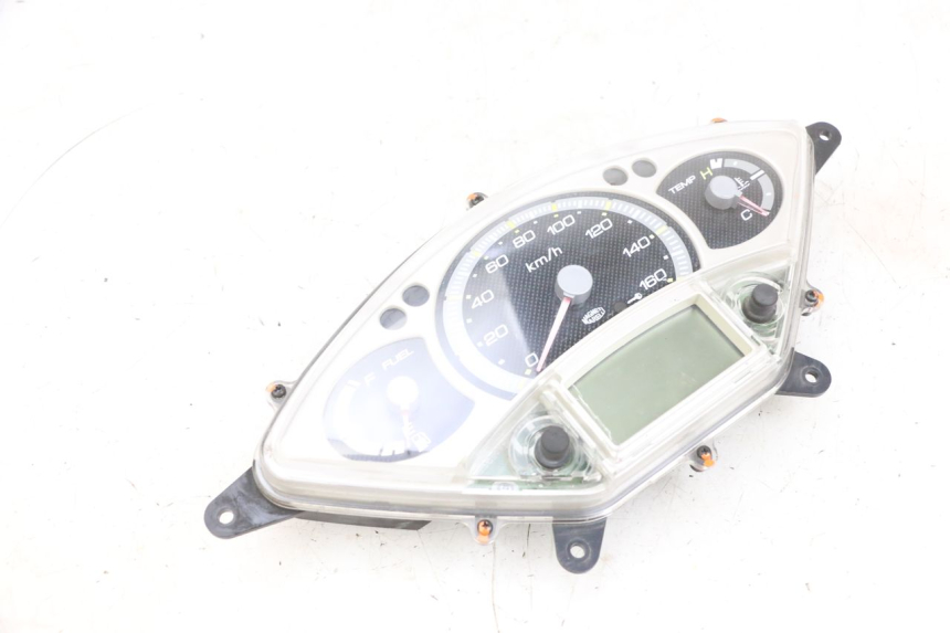photo de TACHOMETER YAMAHA XMAX X-MAX 125 (2006 - 2009) - Kennzeichnungen und Originalreferenzen