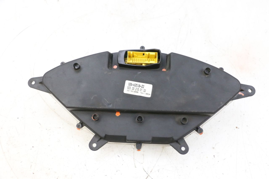 photo de TACHOMETER YAMAHA XMAX X-MAX 125 (2006 - 2009) - Details der Befestigungspunkte