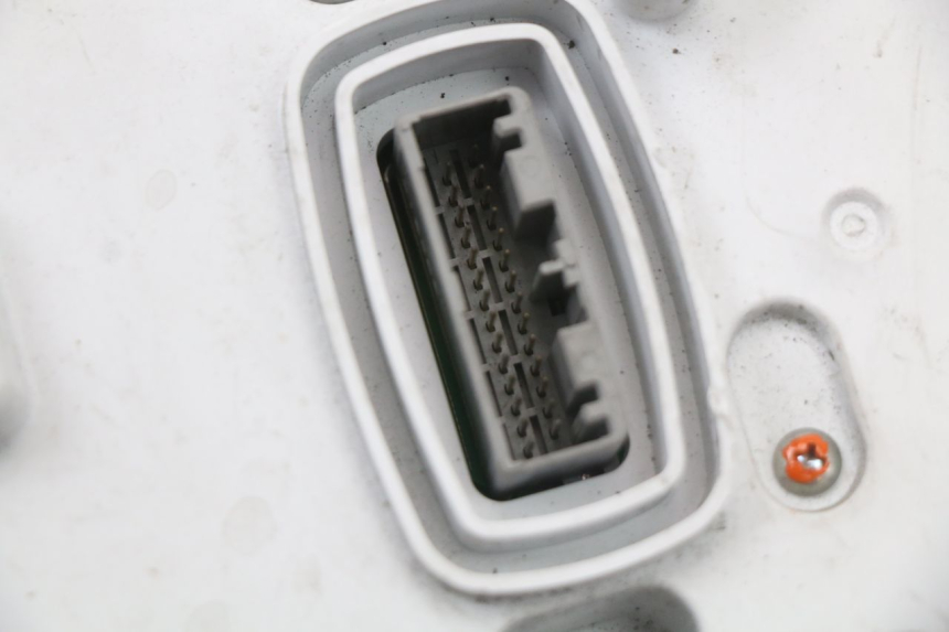 photo de TACHOMETER PIAGGIO X10 125 (2012 - 2017)