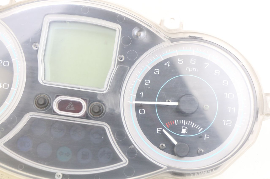 photo de TACHOMETER PIAGGIO XEVO - X EVO 125 (2007 - 2016)