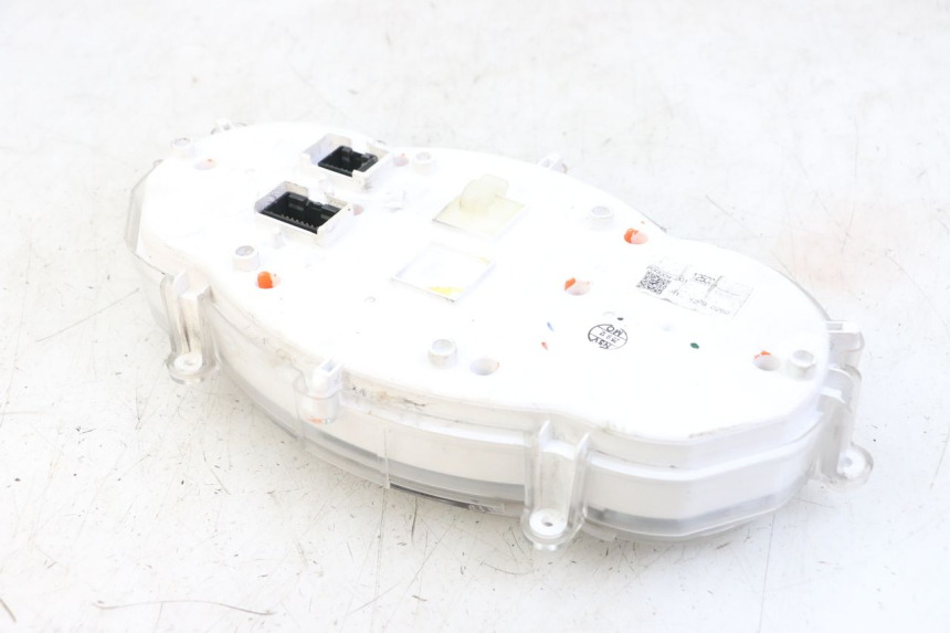 photo de TACHOMETER PIAGGIO XEVO - X EVO 125 (2007 - 2016) - Oberflächenzustand und Material