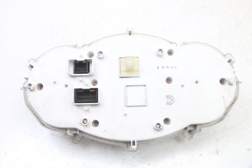 photo de TACHOMETER PIAGGIO XEVO - X EVO 125 (2007 - 2016) - Oberflächenzustand und Material