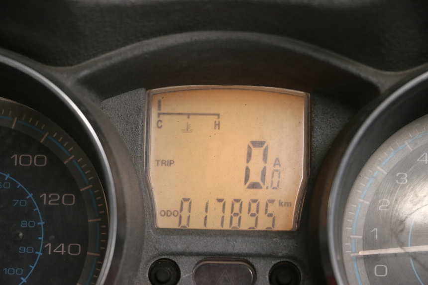 photo de TACHOMETER PIAGGIO XEVO - X EVO 125 (2007 - 2016)