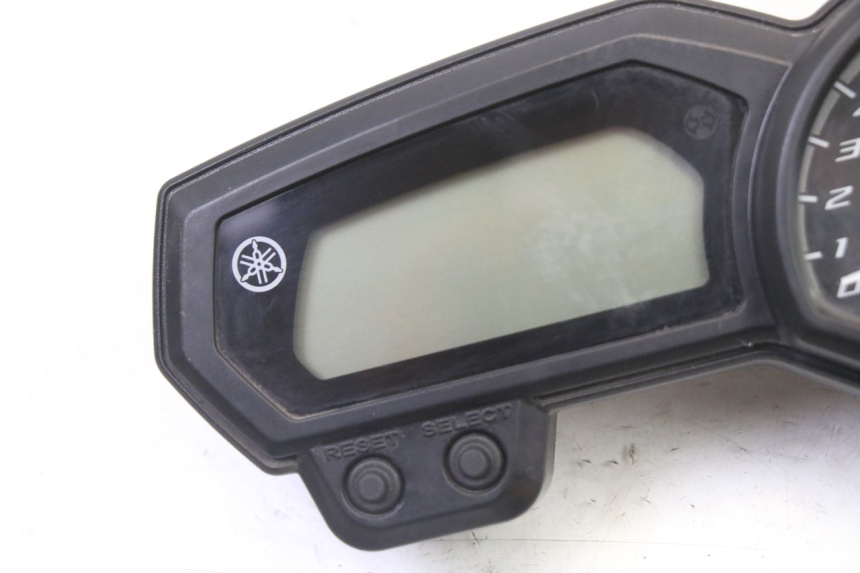 photo de TACHOMETER  YAMAHA XJ6 ABS 600 (2008 - 2016)