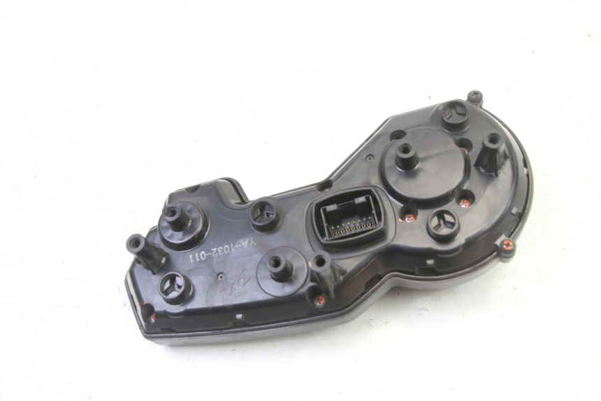 photo de TACHOMETER  YAMAHA XJ6 ABS 600 (2008 - 2016)