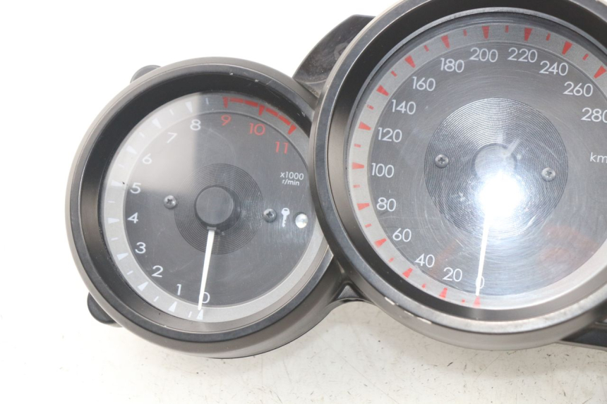 photo de TACHOMETER YAMAHA FJR ABS 1300 (2006 - 2012)