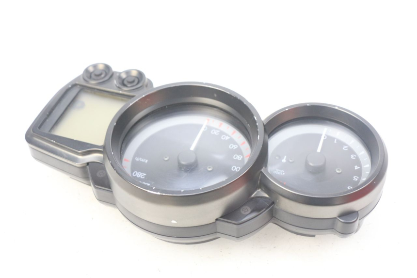 photo de TACHOMETER YAMAHA FJR ABS 1300 (2006 - 2012)