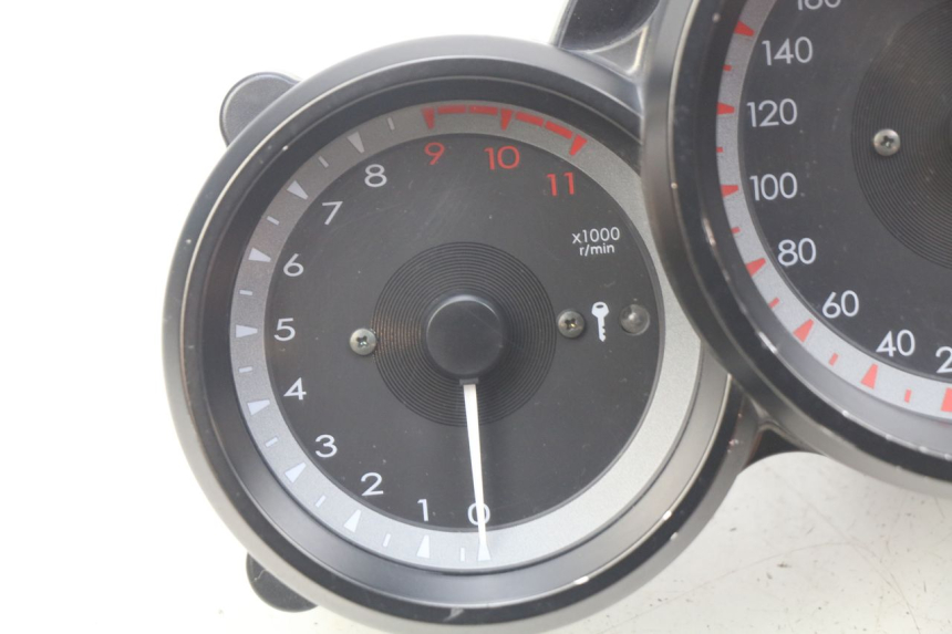 photo de TACHOMETER YAMAHA FJR ABS 1300 (2006 - 2012)