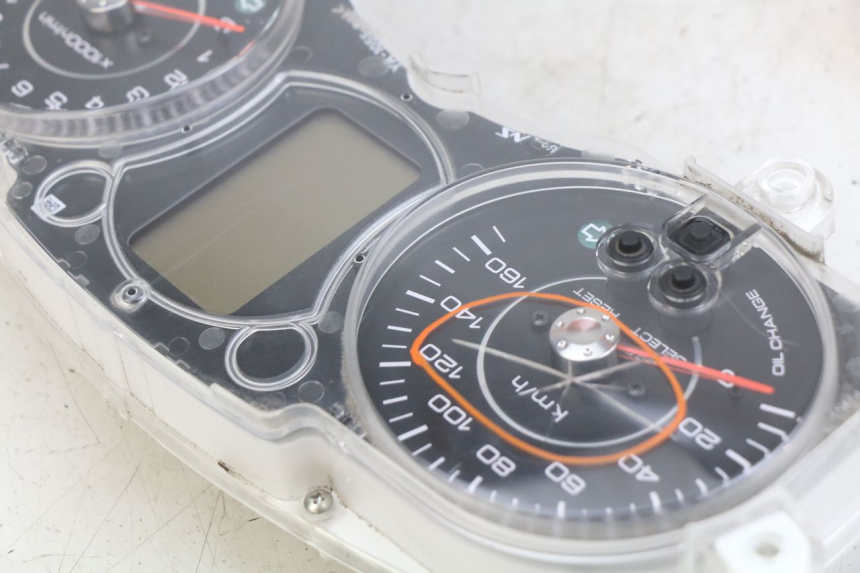 photo de TACHOMETER YAMAHA X-MAX XMAX 125 (2010 - 2014)