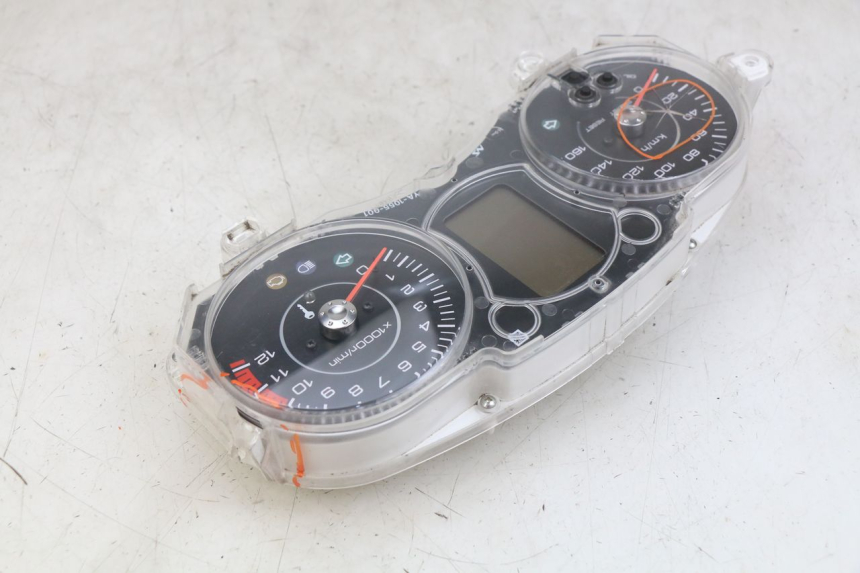 photo de TACHOMETER YAMAHA X-MAX XMAX 125 (2010 - 2014)