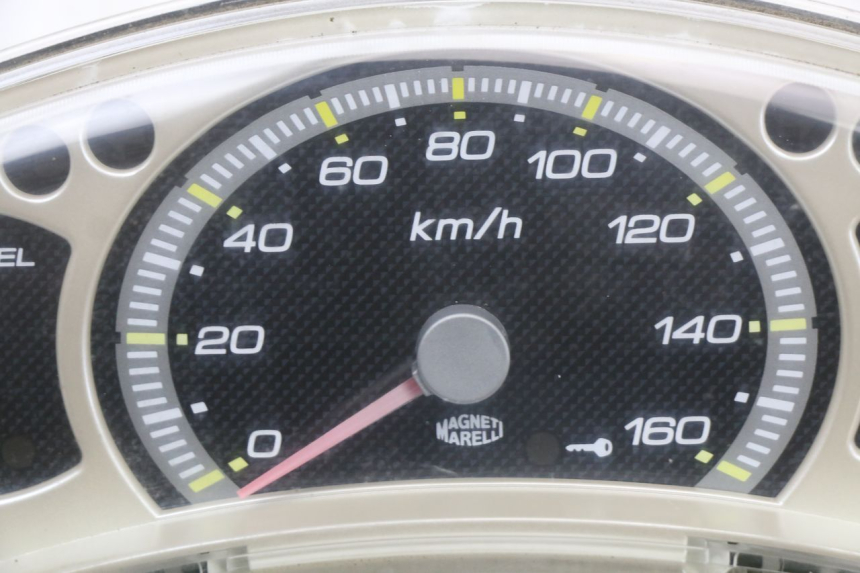 photo de TACHOMETER YAMAHA X-MAX XMAX 250 (2006 - 2009)