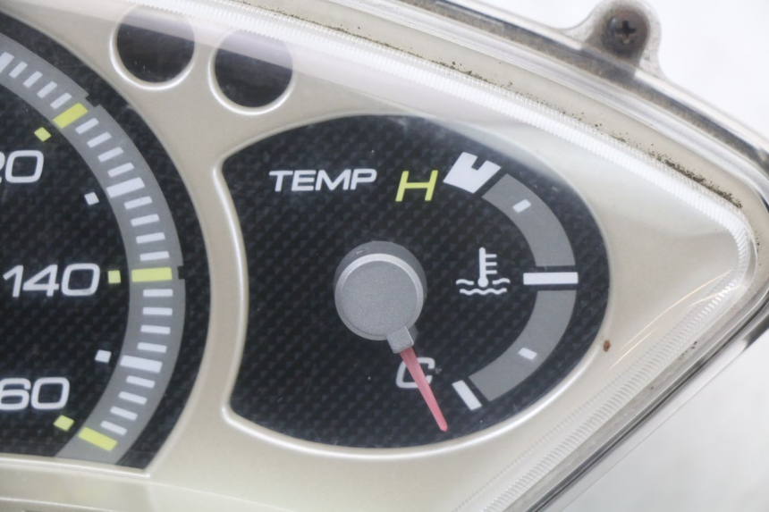 photo de TACHOMETER YAMAHA X-MAX XMAX 250 (2006 - 2009)