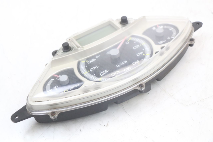 photo de TACHOMETER YAMAHA X-MAX XMAX 250 (2006 - 2009)