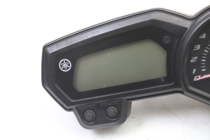 photo de TACHOMETER  YAMAHA XJ6 ABS 600 (2008 - 2016)