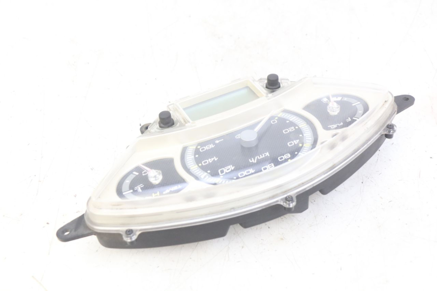 photo de TACHOMETER YAMAHA XMAX X-MAX 125 (2006 - 2009)