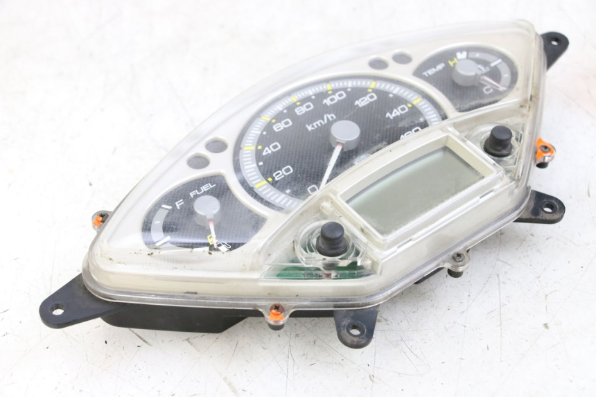 photo de TACHOMETER YAMAHA XMAX X-MAX 125 (2006 - 2009)