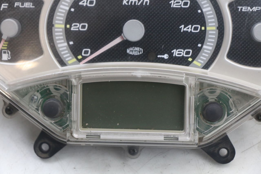 photo de TACHOMETER YAMAHA XMAX X-MAX 125 (2006 - 2009)