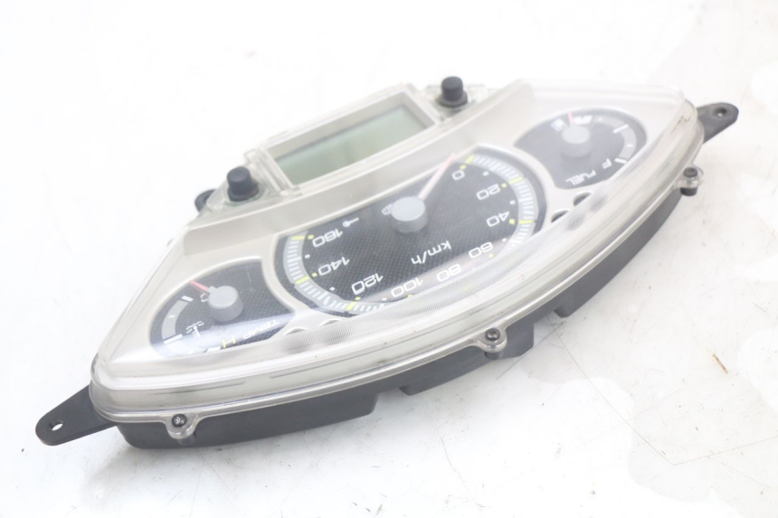 photo de TACHOMETER YAMAHA XMAX X-MAX 125 (2006 - 2009)