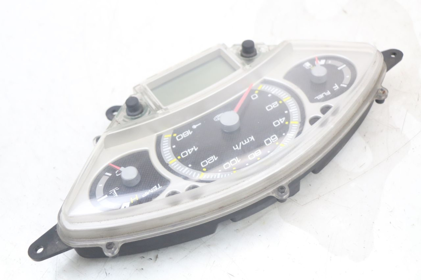 photo de TACHOMETER YAMAHA XMAX X-MAX 125 (2006 - 2009)