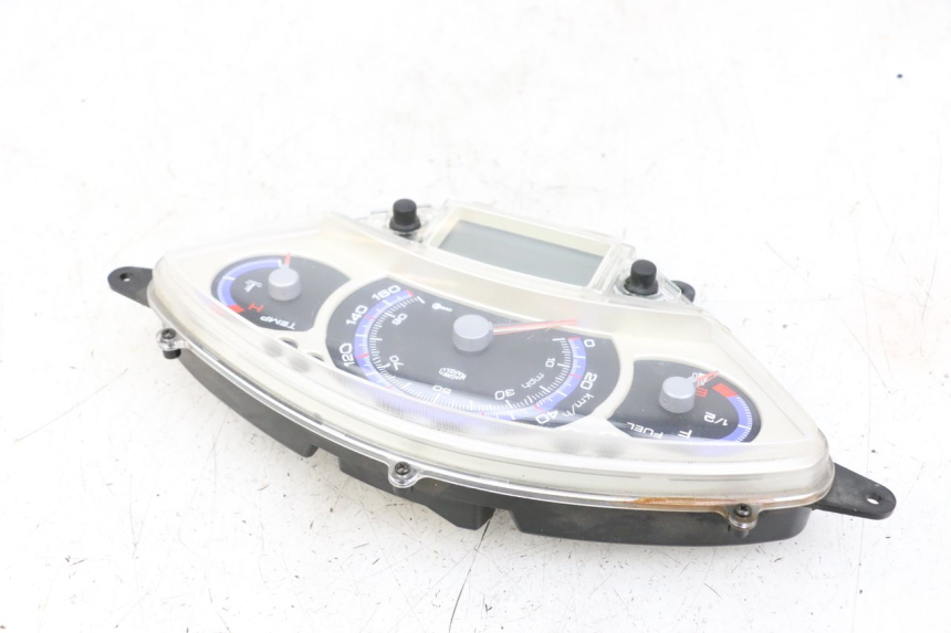 photo de TACHOMETER YAMAHA XMAX X-MAX 125 (2006 - 2009)