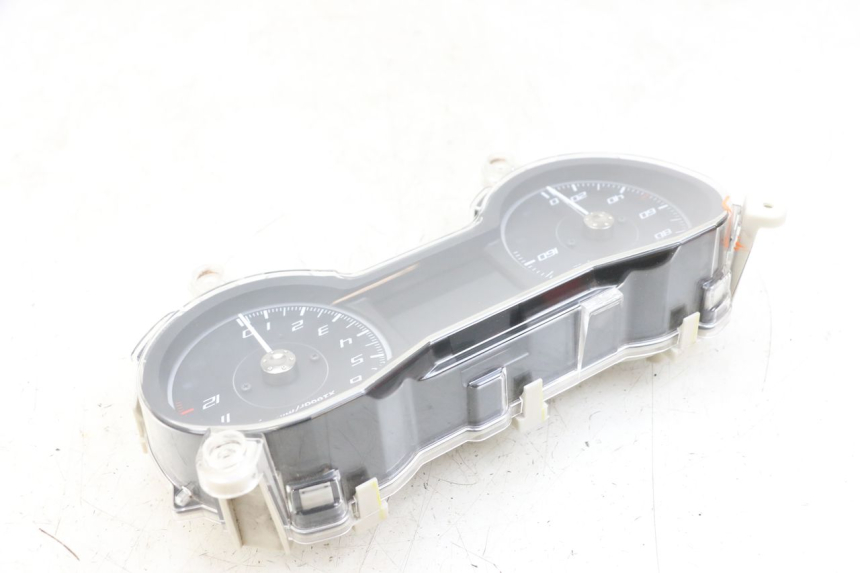 photo de TACHOMETER YAMAHA XMAX X-MAX ABS 125 (2017 - 2020)