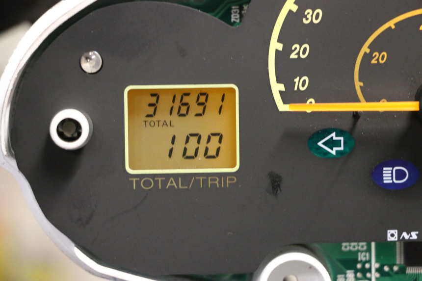 photo de TACHOMETER YAMAHA YP MAJESTY 125 (2002 - 2006)