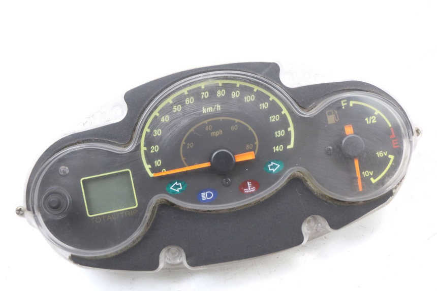 photo de TACHOMETER YAMAHA YP MAJESTY 125 (2002 - 2006)